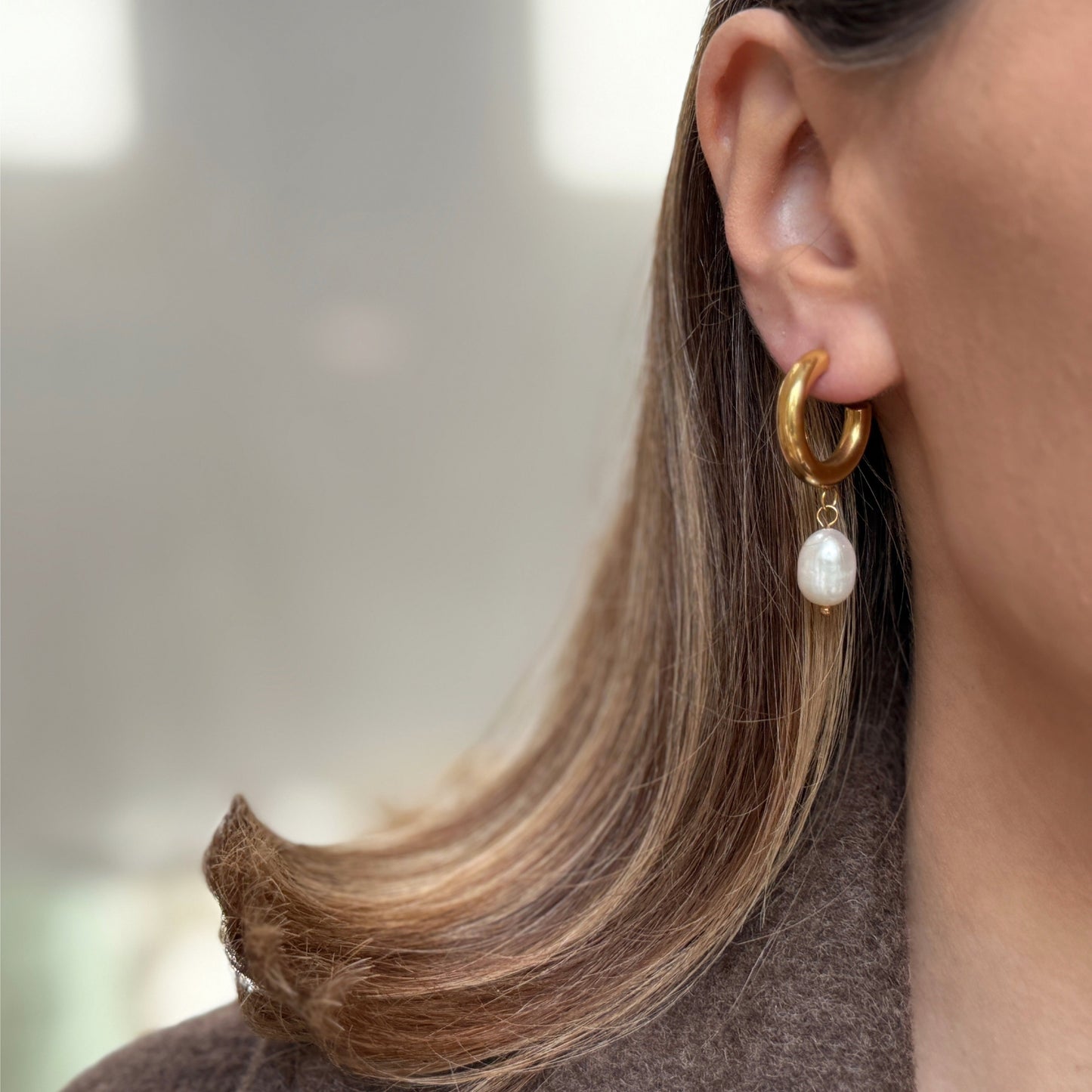 Classic Chunky Pearl Earrings