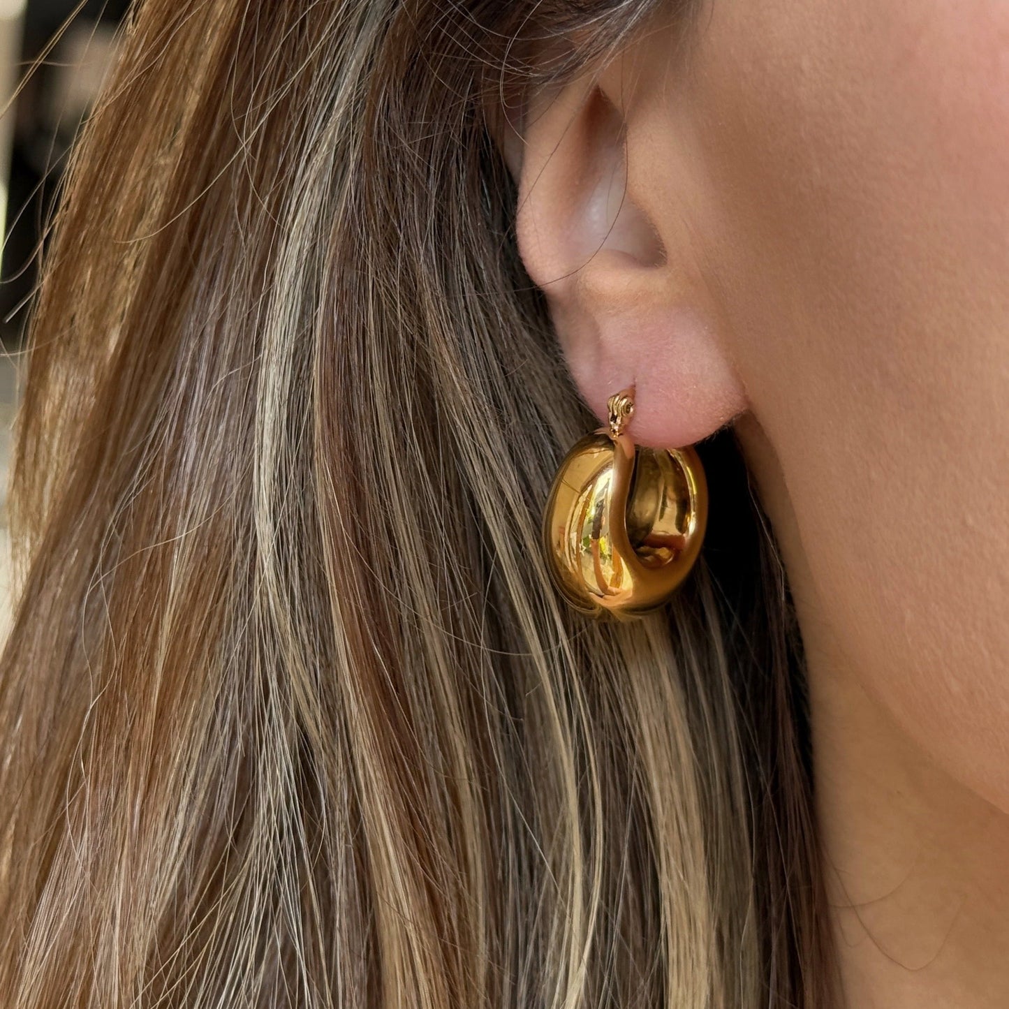 Lightweight Chunky Hoop Earrings