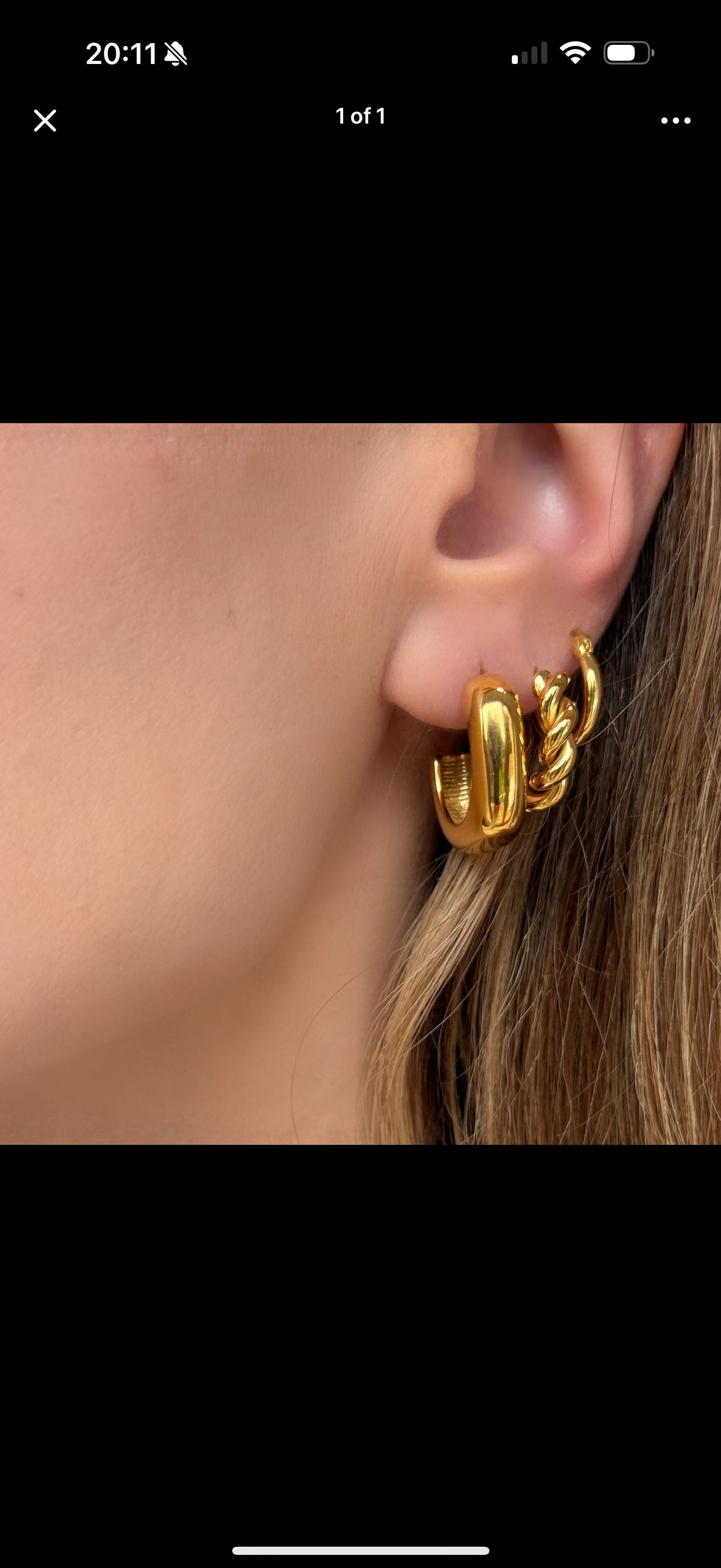 GOLD EARRINGS