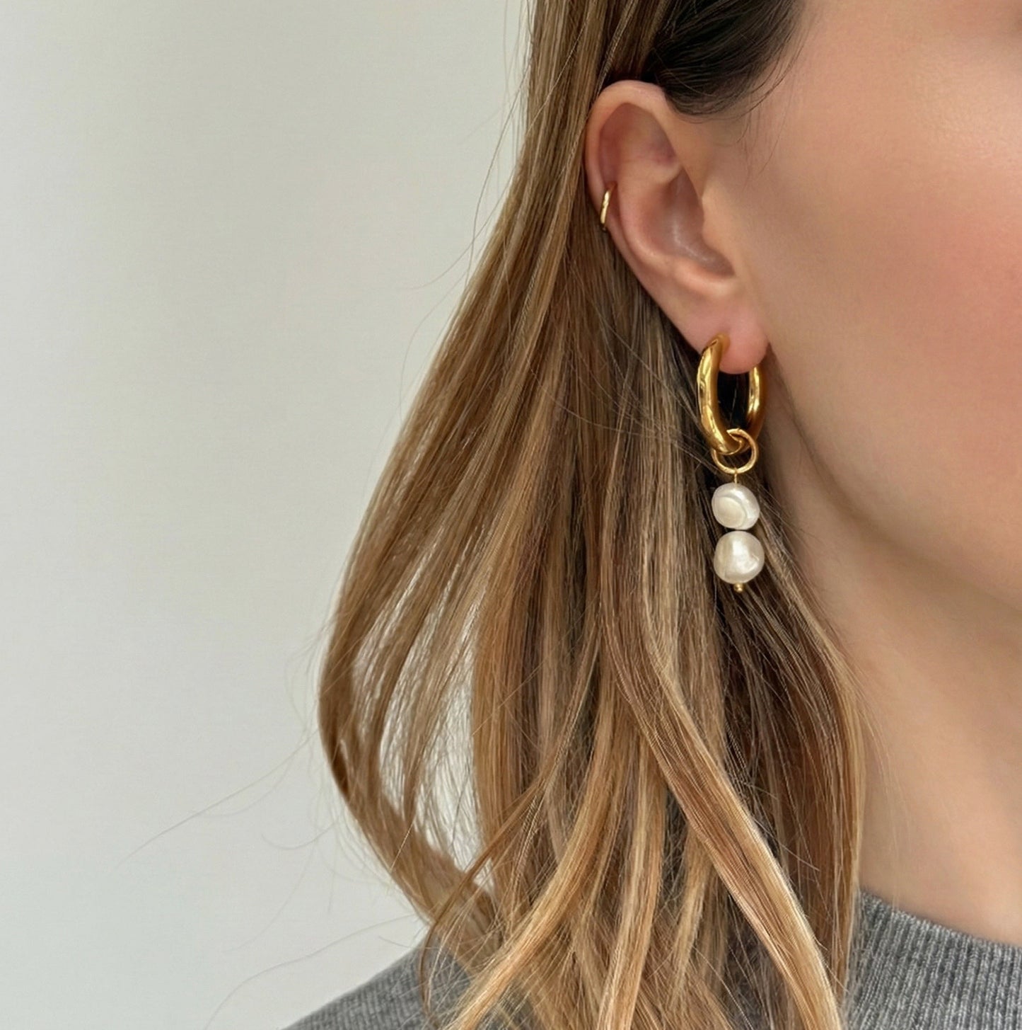 Chunky Two Pearl Earrings