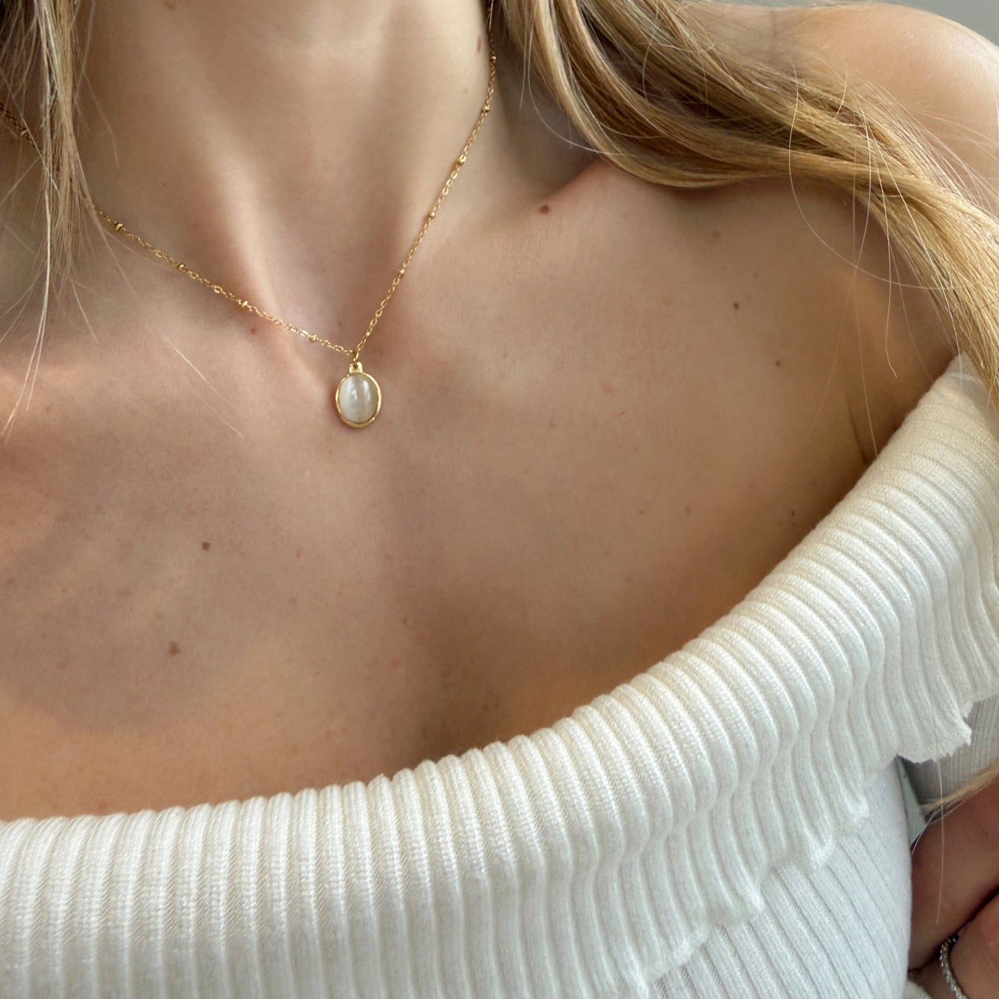 Black Oval Necklace